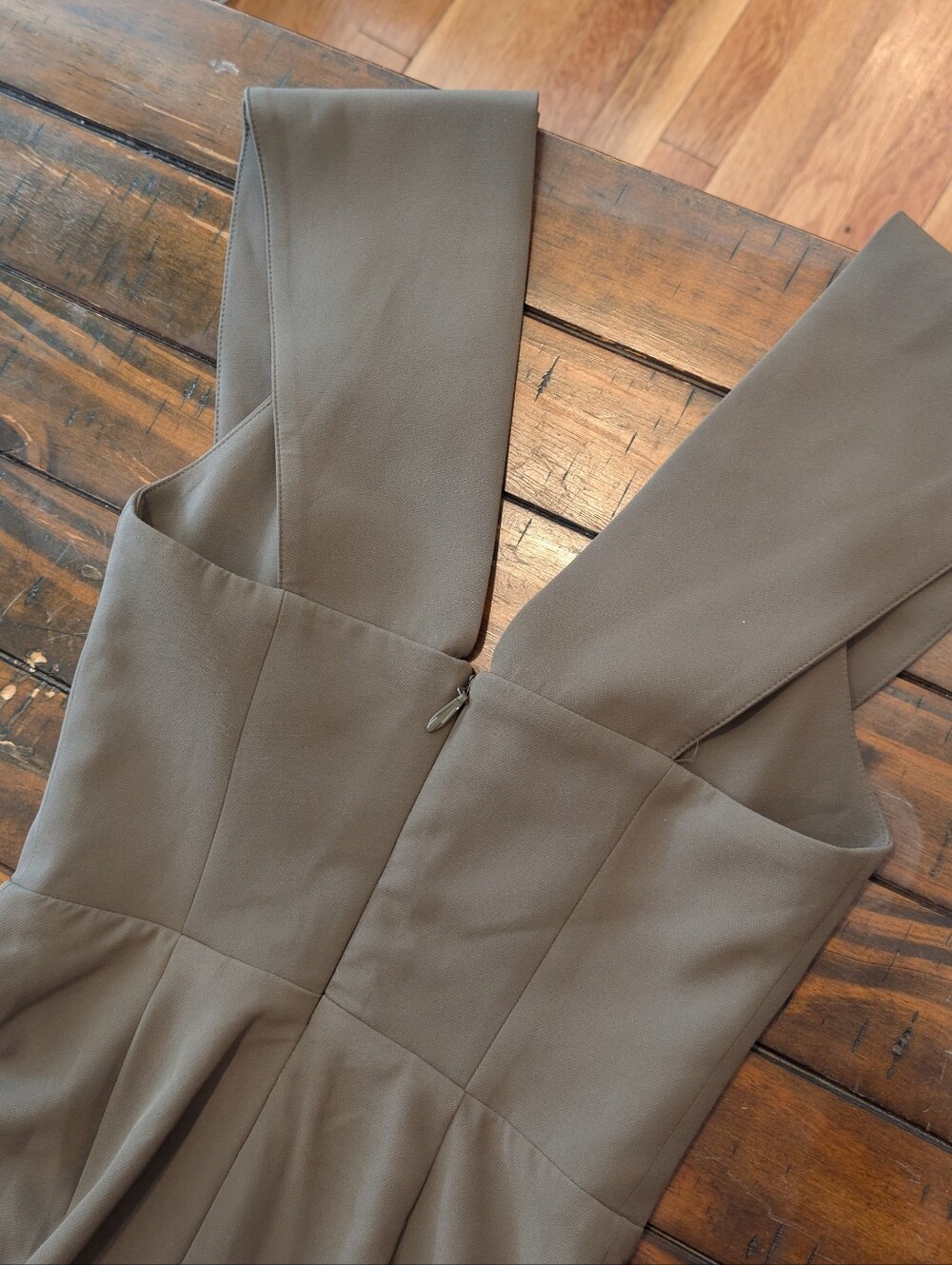 House Of Cb Deep V Skinny Jumpsuit - Picture 5 of 9